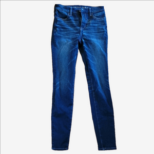 American Eagle Hi-rise Jeans